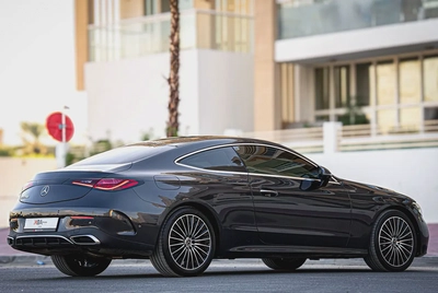 2024 | Coupe Mercedes Benz CLE200 AMG Package | Low Mileage | Warranty-4