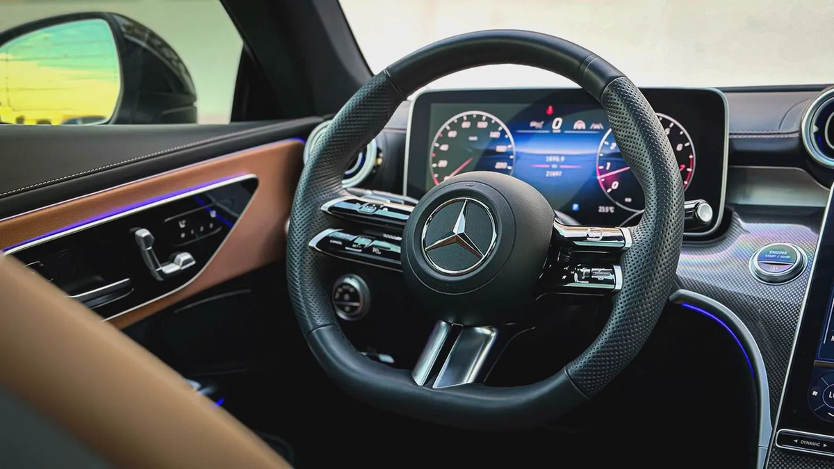 2024 | Coupe Mercedes Benz CLE200 AMG Package | Low Mileage | Warranty-13-13