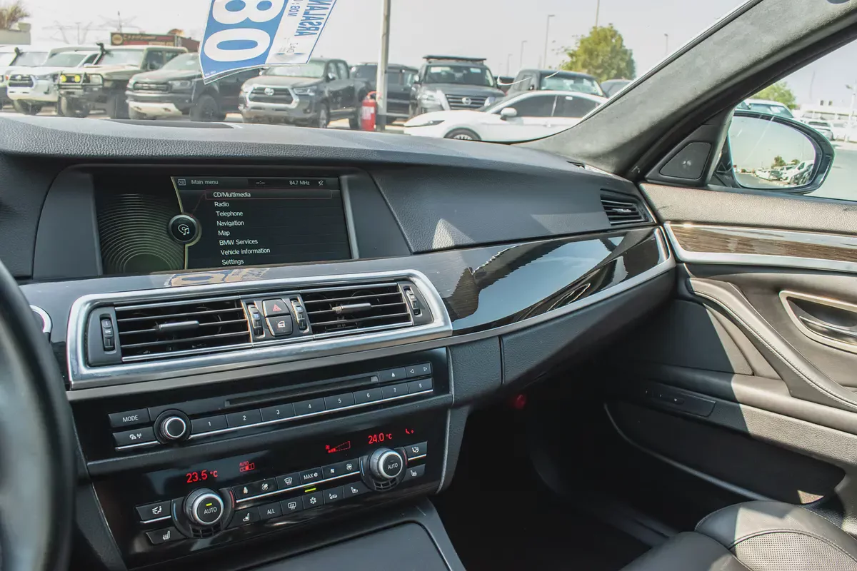 2012 - BMW M5 - IMMACULATE CONDITION - ONLY 82,000 KM DONE-11-11