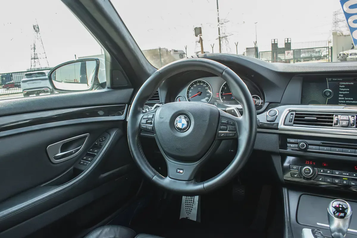 2012 - BMW M5 - IMMACULATE CONDITION - ONLY 82,000 KM DONE-12-12