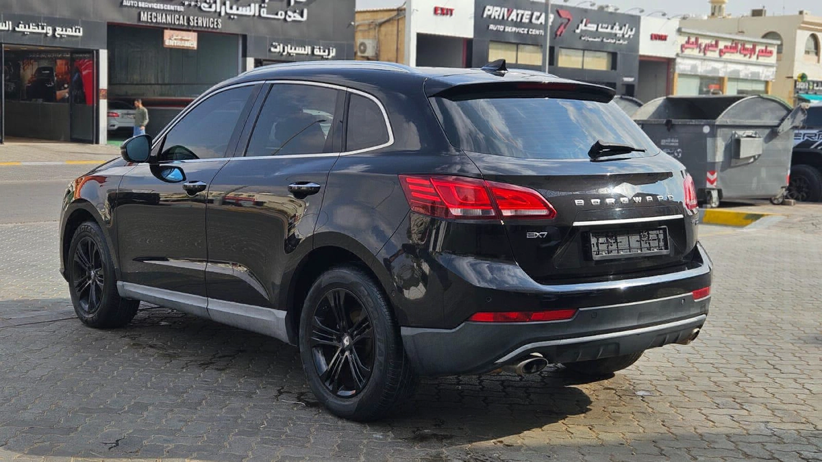 Borgward BX7 GCC Highest option full service done-6-6