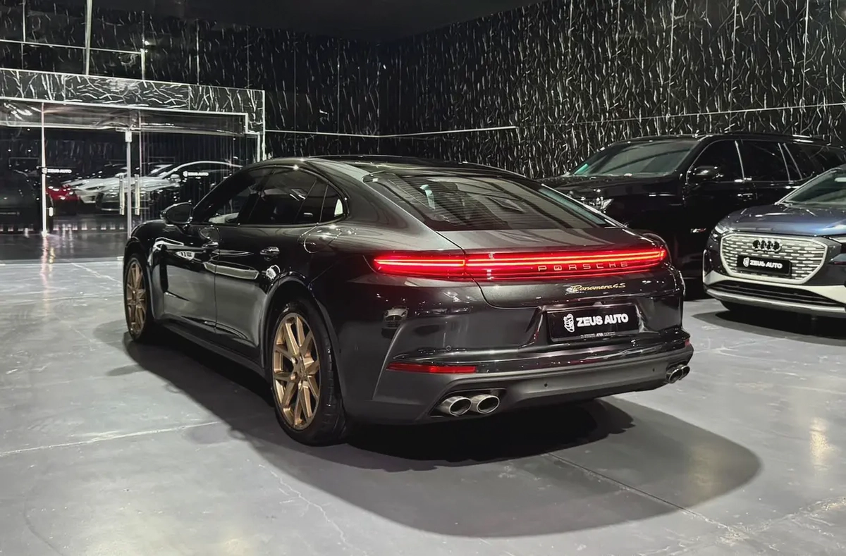 Full PPF (10 Years Warranty From Xpel PPF) | GCC | AL Naboodah  Warranty Package 2029 or 160K Kms-4-4