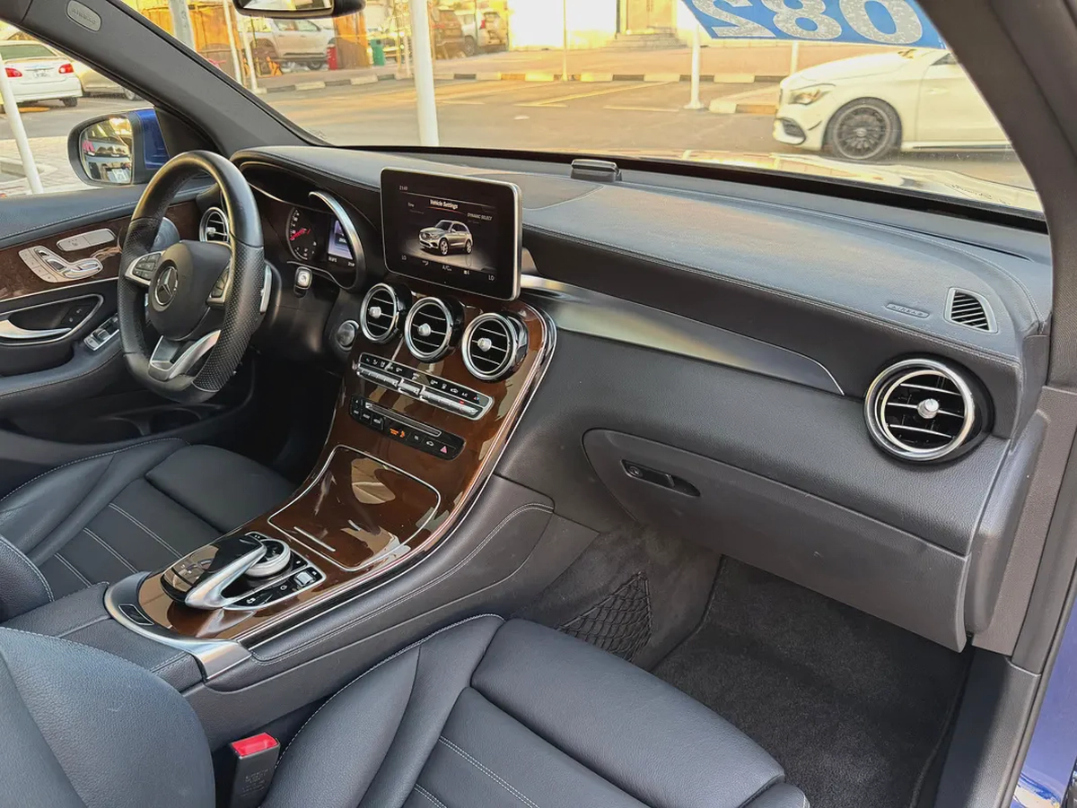 MERCEDES BENZ GLC350 V4 AUCTION GRADE 4.5/B low Kilometer-9-9