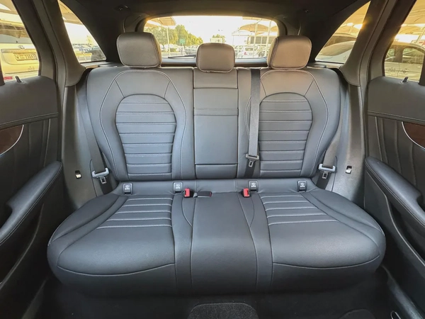 MERCEDES BENZ GLC350 V4 AUCTION GRADE 4.5/B low Kilometer