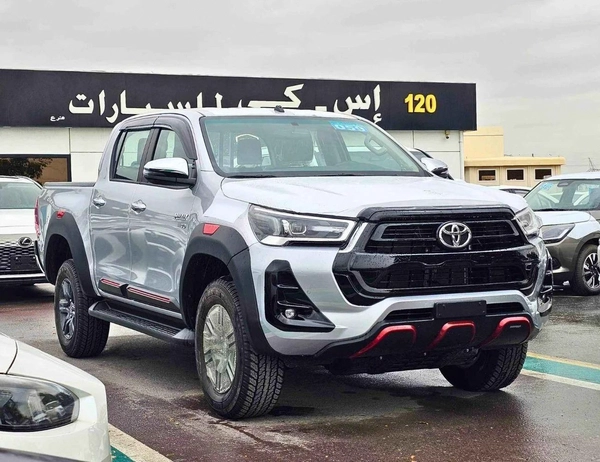 Toyota Hilux SR5 TRD WOOD INTERIOR W VISOR / BLIND SPOT / DIFFLOCK / DVD+CAMERA (CODE # H6A)