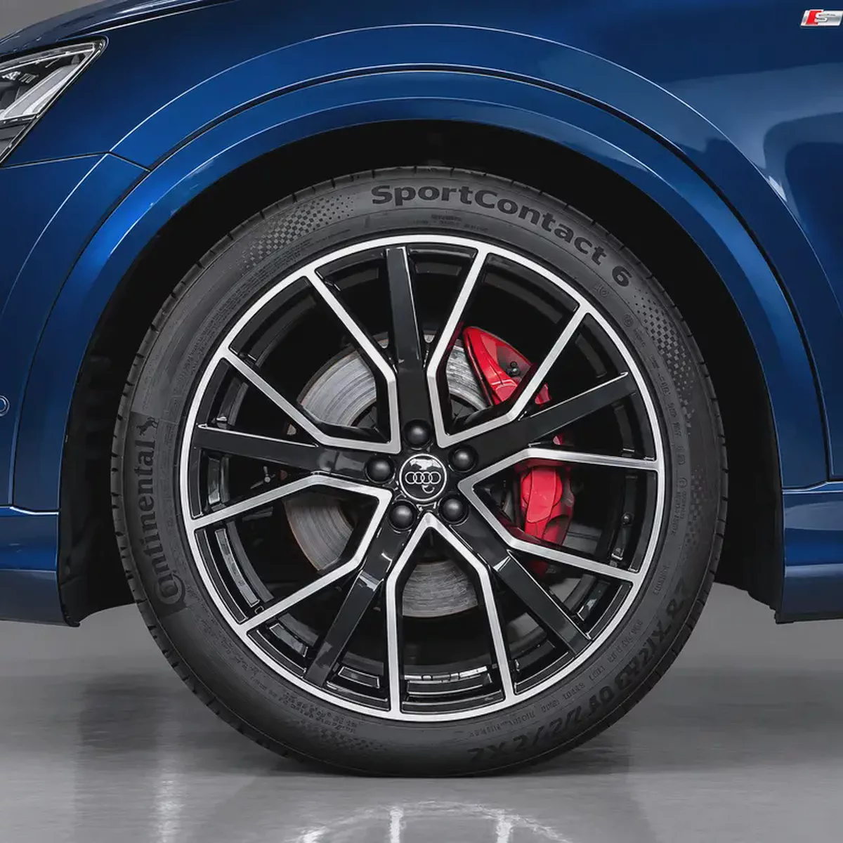 AED 3,640  PM • 0% Downpayment •  Audi Q8 55 TFSI quattro S Line • Agency Warranty-5-5