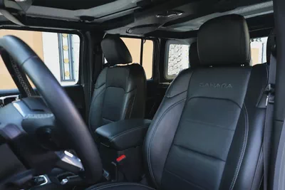 JEEP WRANGLER SAHARA UNLIMITED PLUS - GCC SPECS - UNDER WARRANTY / SERVICE CONTRACT - ACCIDENT FREE-11