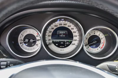 2013 - BENZ CLS550 STW - SUPER CLEAN - LIKE NEW - ONLY 138,000 KM-8