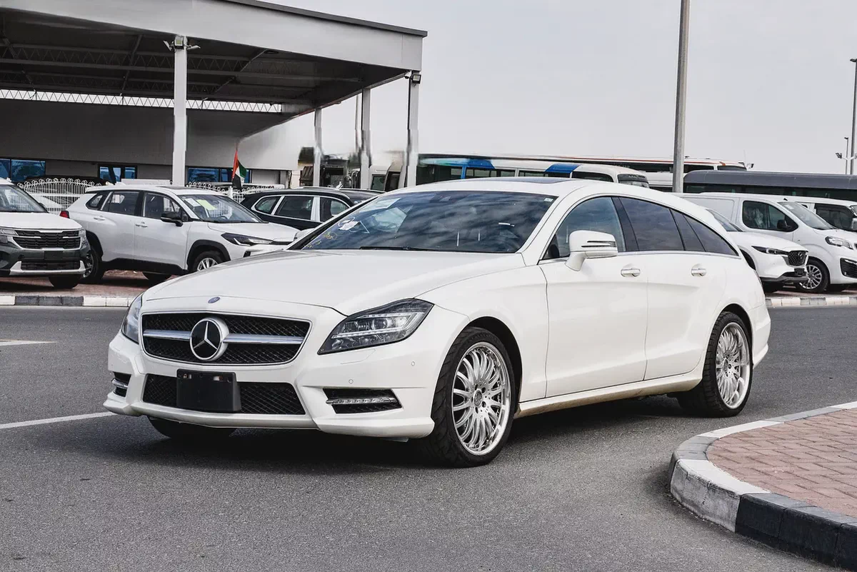 2013 - BENZ CLS550 STW - SUPER CLEAN - LIKE NEW - ONLY 138,000 KM-1-1