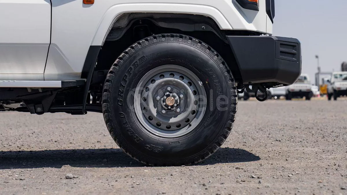 Toyota Land Cruiser 70 LAND CRUISER LC76-4-0