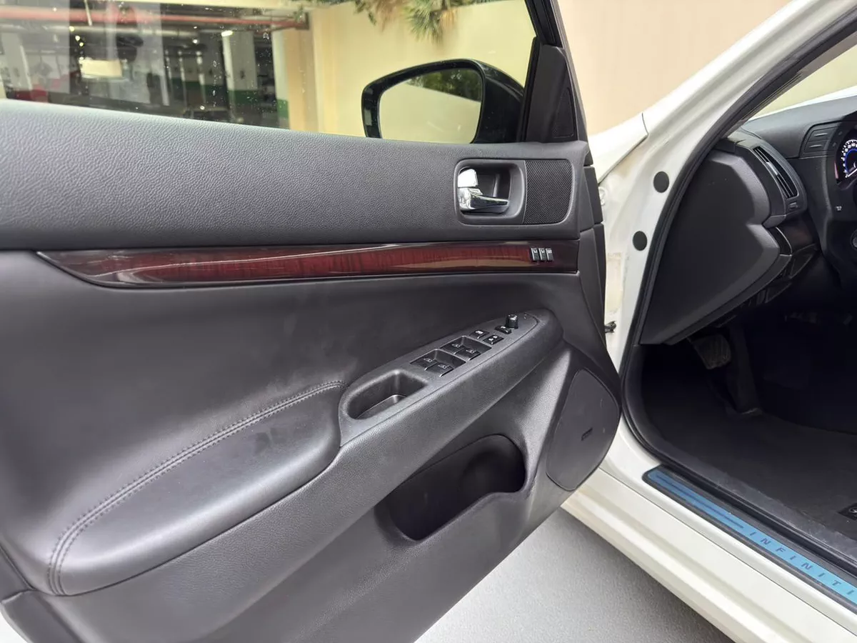 Gulf Specs 2014 INFINITI G25 2.5Litre V6 Top Edition, (Partial Agency Maintained)-7-7
