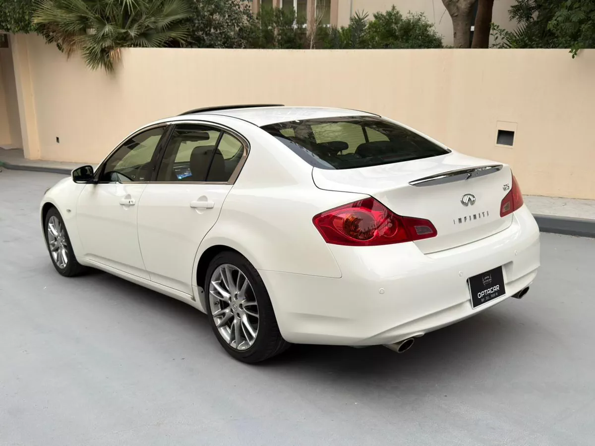 Gulf Specs 2014 INFINITI G25 2.5Litre V6 Top Edition, (Partial Agency Maintained)-5-5