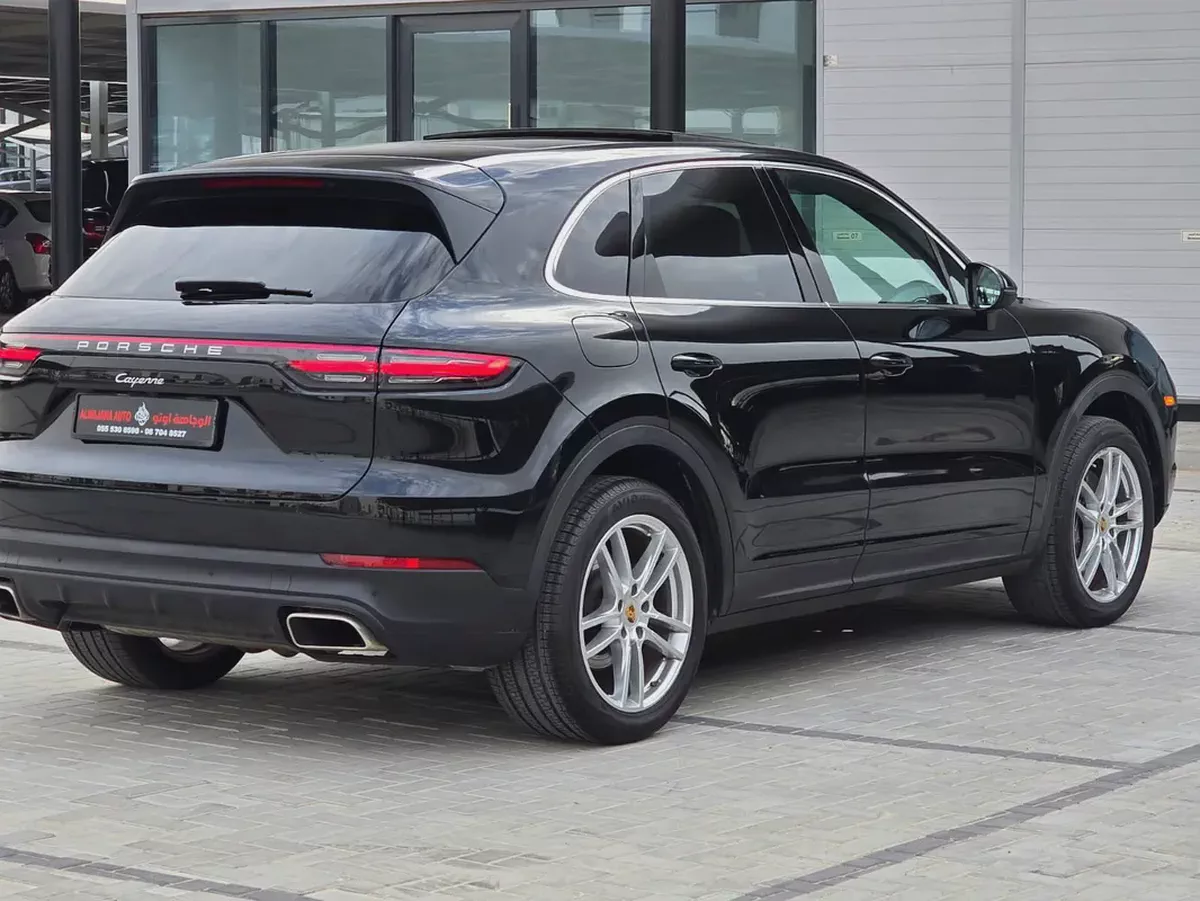 Porsche Cayenne 2023 American Specs Excellent Condition-3-3