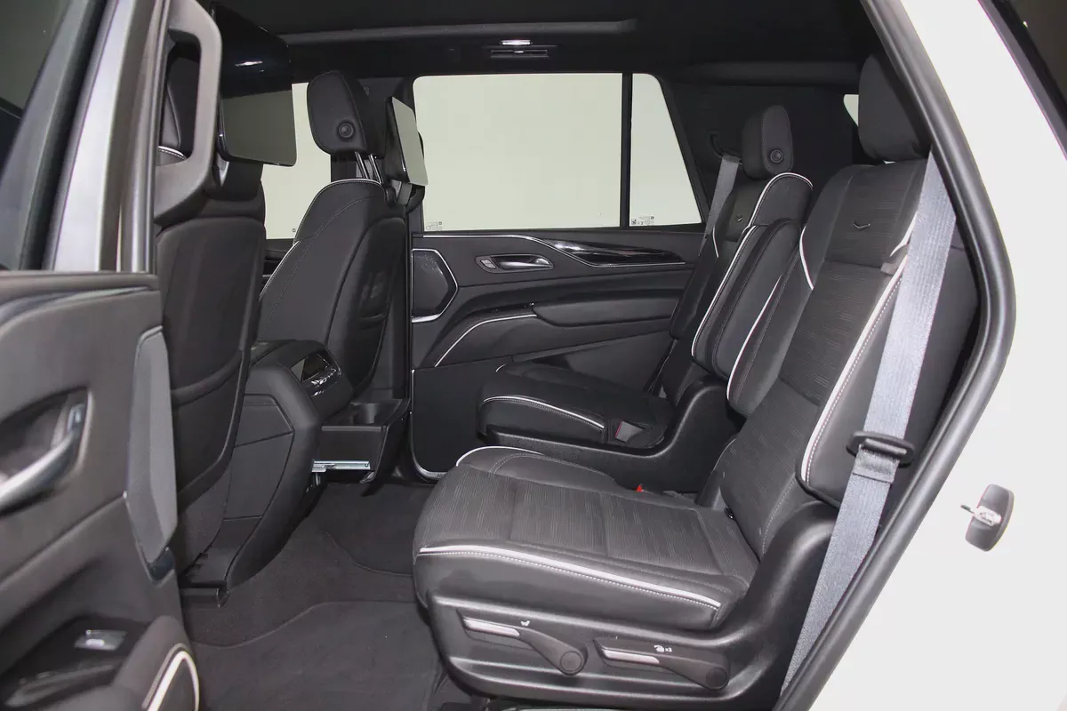 Escalade 6.2L Sport Platinum Bucket Seats-9-9