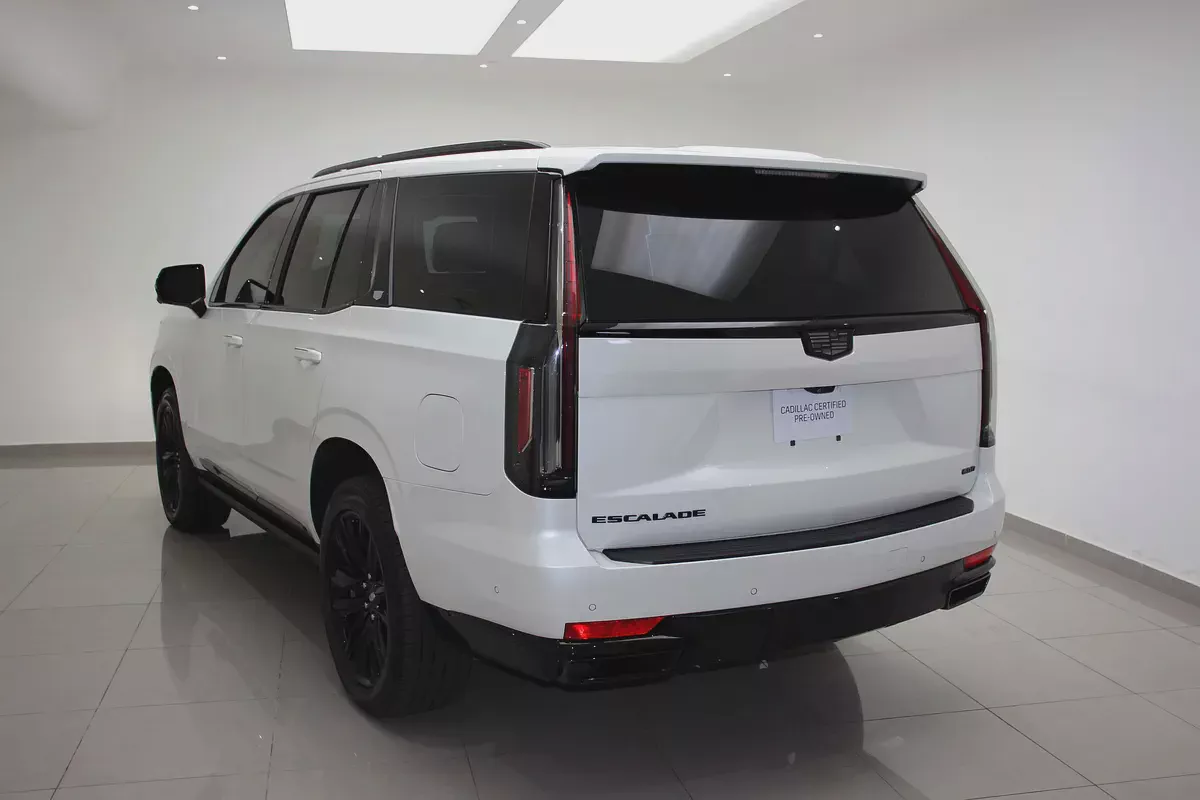 Escalade 6.2L Sport Platinum Bucket Seats-2-2