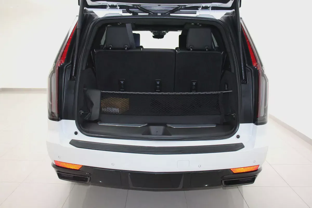 Escalade 6.2L Sport Platinum Bucket Seats-4-4
