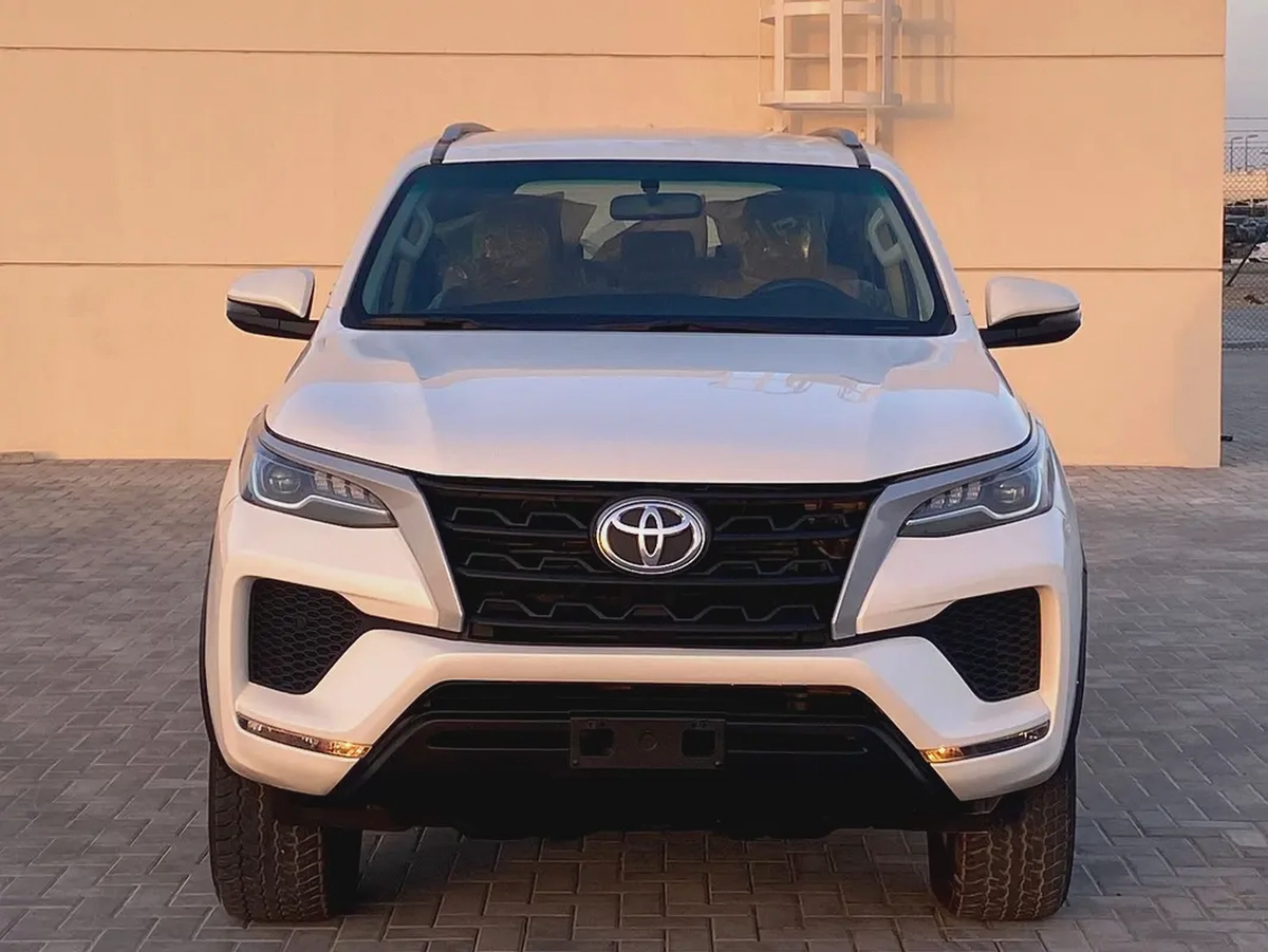 Toyota Fortuner 2021 EXR GCC Specs - Excellent Condition-3-3