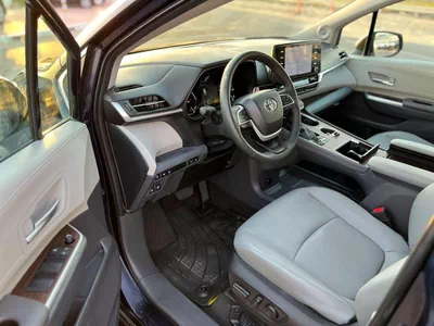 Toyota Sienna  2024 Toyota Sienna XLE Hybrid Full Option 2.5L V4 - 7 Seater Doors Full Auto With Radar - Rear Camer-7