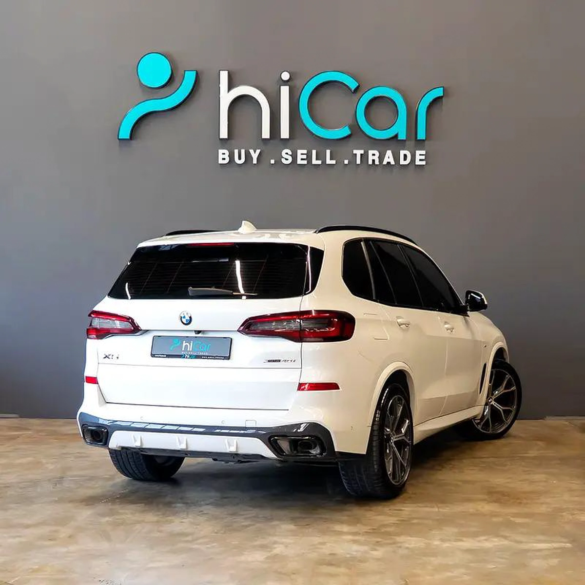 AED 4,215 p.m • 0% Downpayment • X5 xDrive40i M-Sport • Agency Warranty and Service Package-10-10