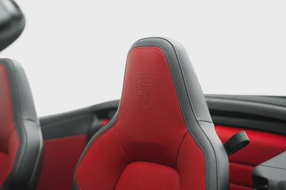 2025 Porsche 911 Carrera with Warranty-13-13
