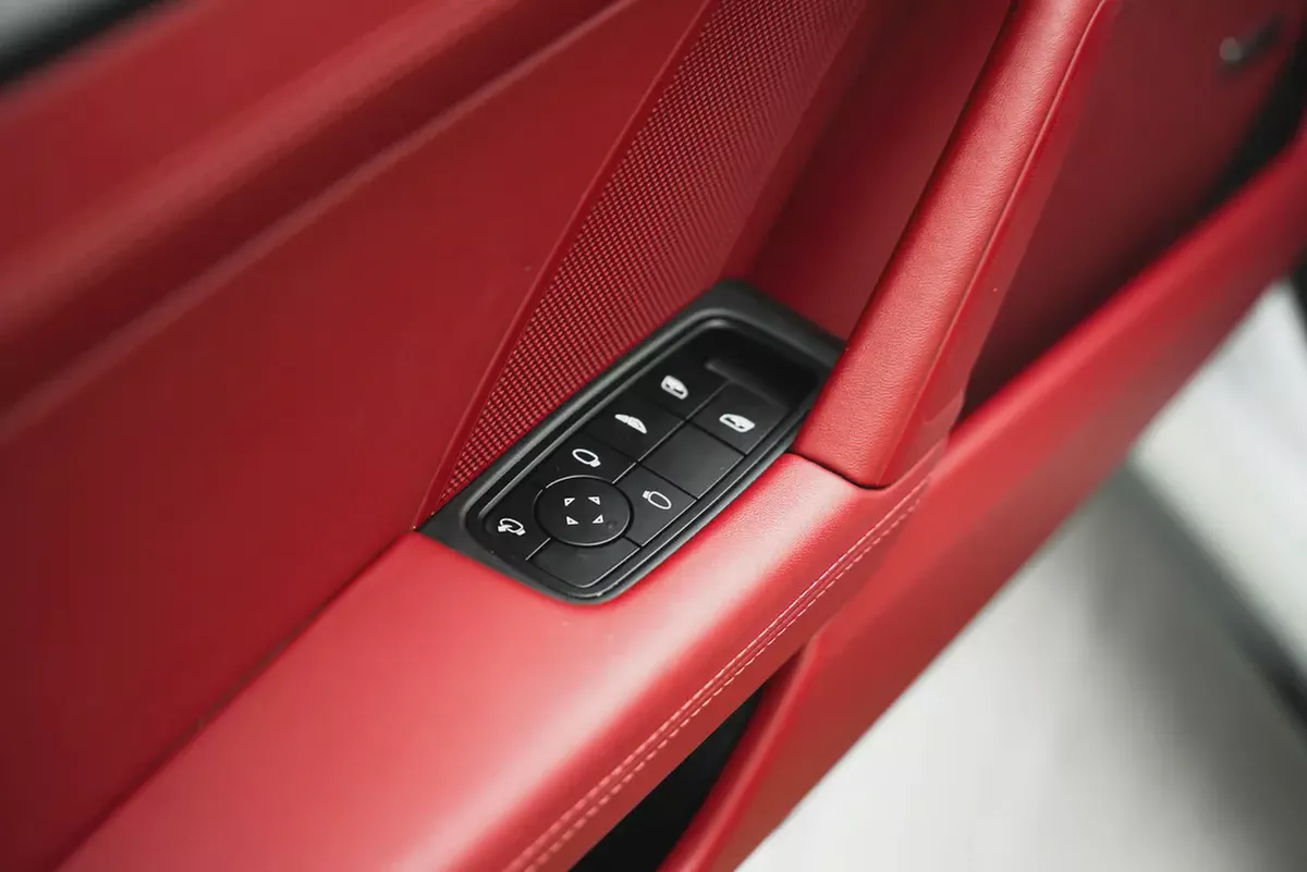 2025 Porsche 911 Carrera with Warranty-15-15