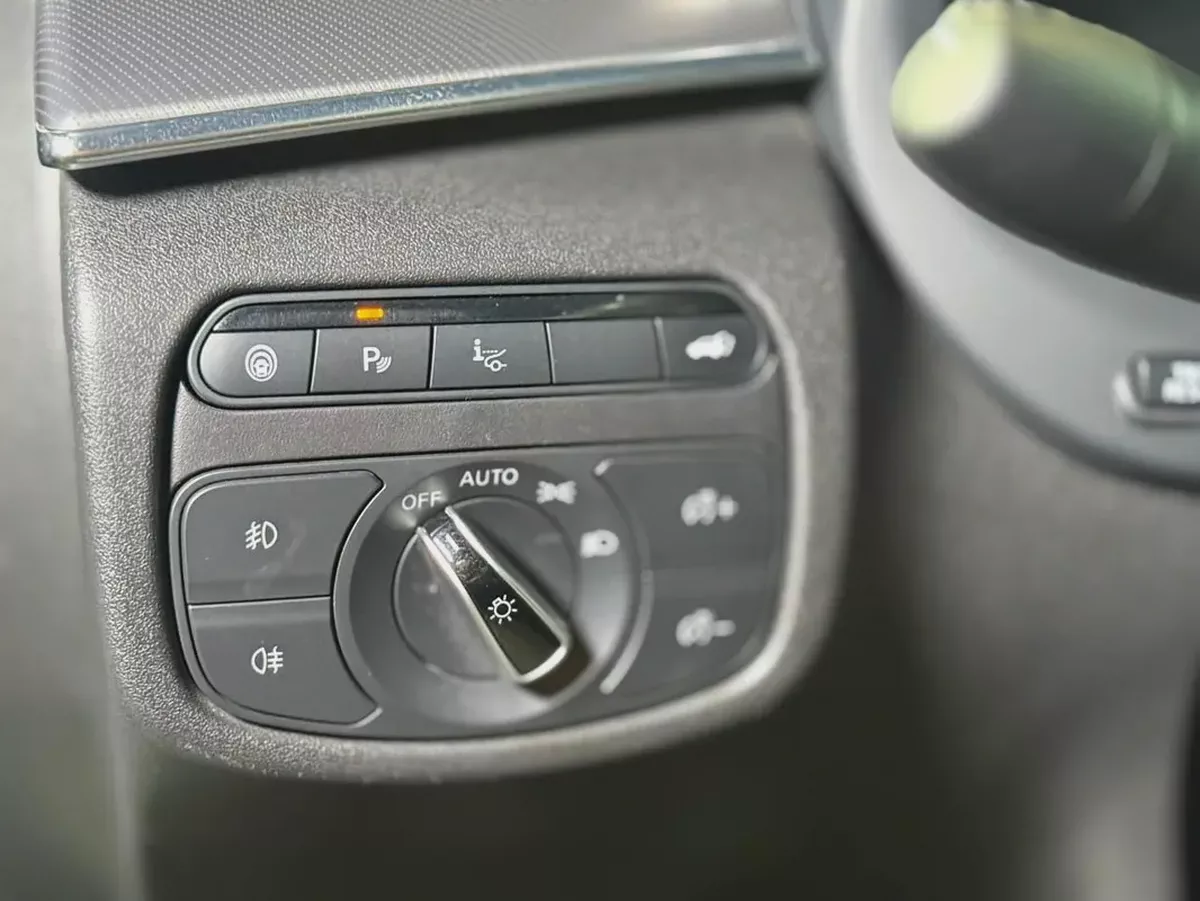 Infinite QX55 Gcc Full Service History Gcc Full Option-7-7