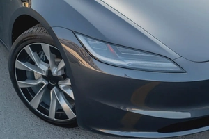 TESLA MODEL 3 2024TESLA