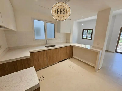 One Month Free Luxury 2 Bedroom Apartment-13
