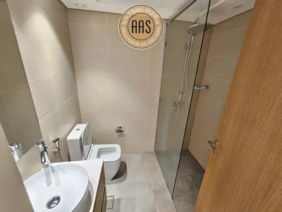 One Month Free Luxury 2 Bedroom Apartment-8
