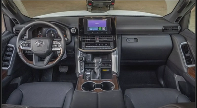 Brand New 2026 Toyota Land Cruiser GXR | GCC Specs | 0km-7