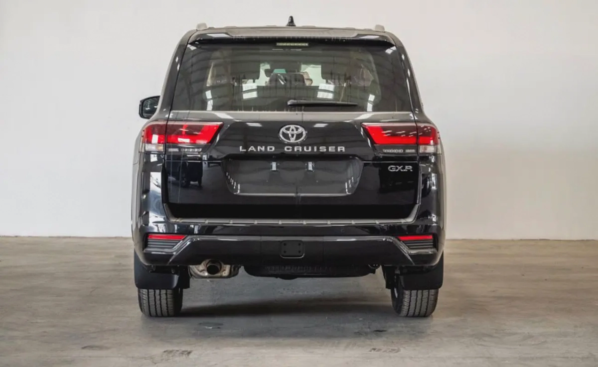 Brand New 2026 Toyota Land Cruiser GXR | GCC Specs | 0km