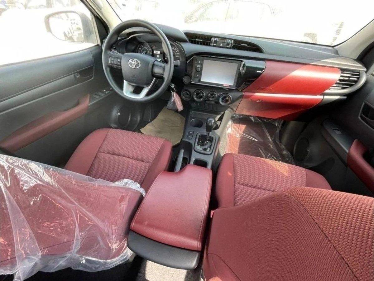 Toyota HILUX GL (SR5), 4dr Double Cab Utility, 2.7L 4cyl Petrol, Manual, Four Wheel Drive-2-2
