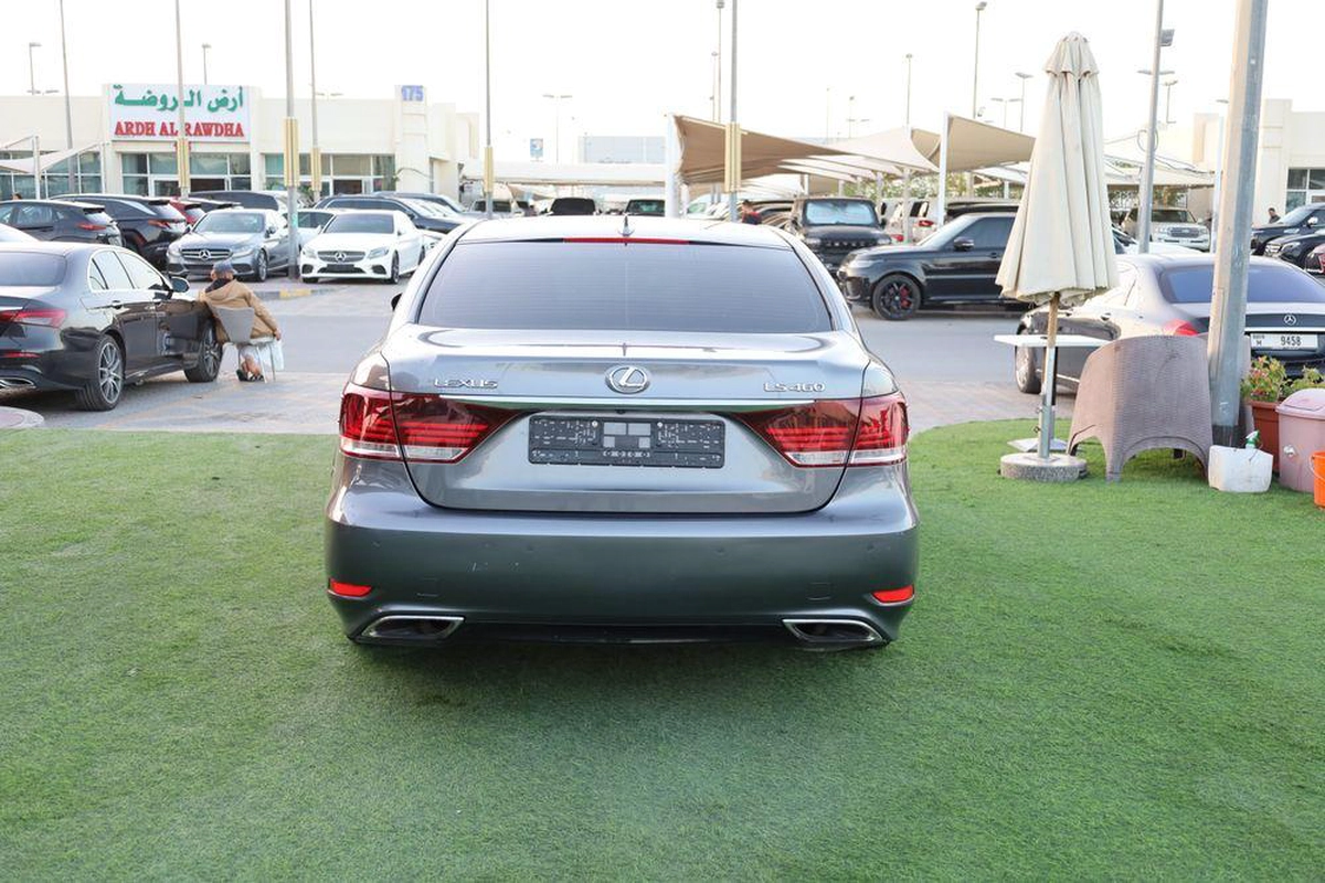 Used Lexus LS 460 4 door 4.6L SWB 2014-13-13