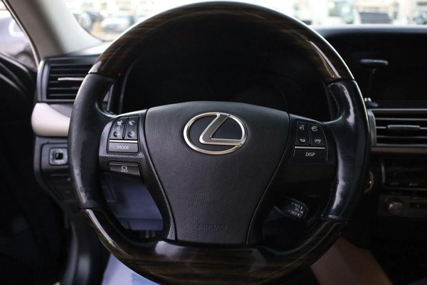 Used Lexus LS 460 4 door 4.6L SWB 2014