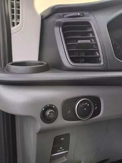 Ford Transit Custom SWB LRF FORD TRANSIT 150 VAN-12