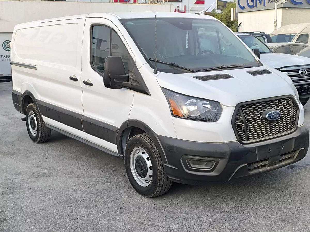 Ford Transit Custom SWB LRF FORD TRANSIT 150 VAN-2-0