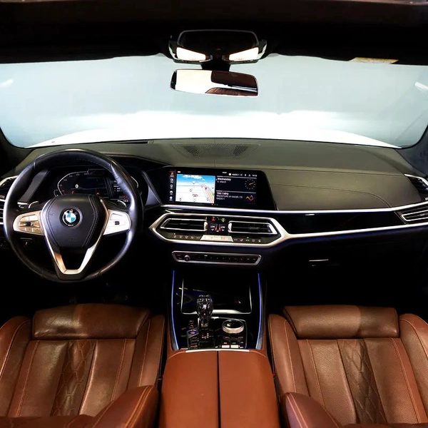 AED 2,874 pm • 0% Downpayment • BMW X7 xDrive40i • 1 Year Warranty