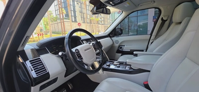2015-Range Rover Vouge SE-5.0L-Excellent condition-Less Kilometer Driven-9