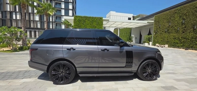 2015-Range Rover Vouge SE-5.0L-Excellent condition-Less Kilometer Driven-4