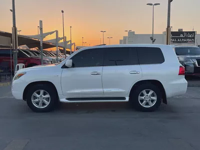 لكزس LX570 خليجي Lexus LX 570 Sport 2010 | GCC Specs | Pristine Condition-2