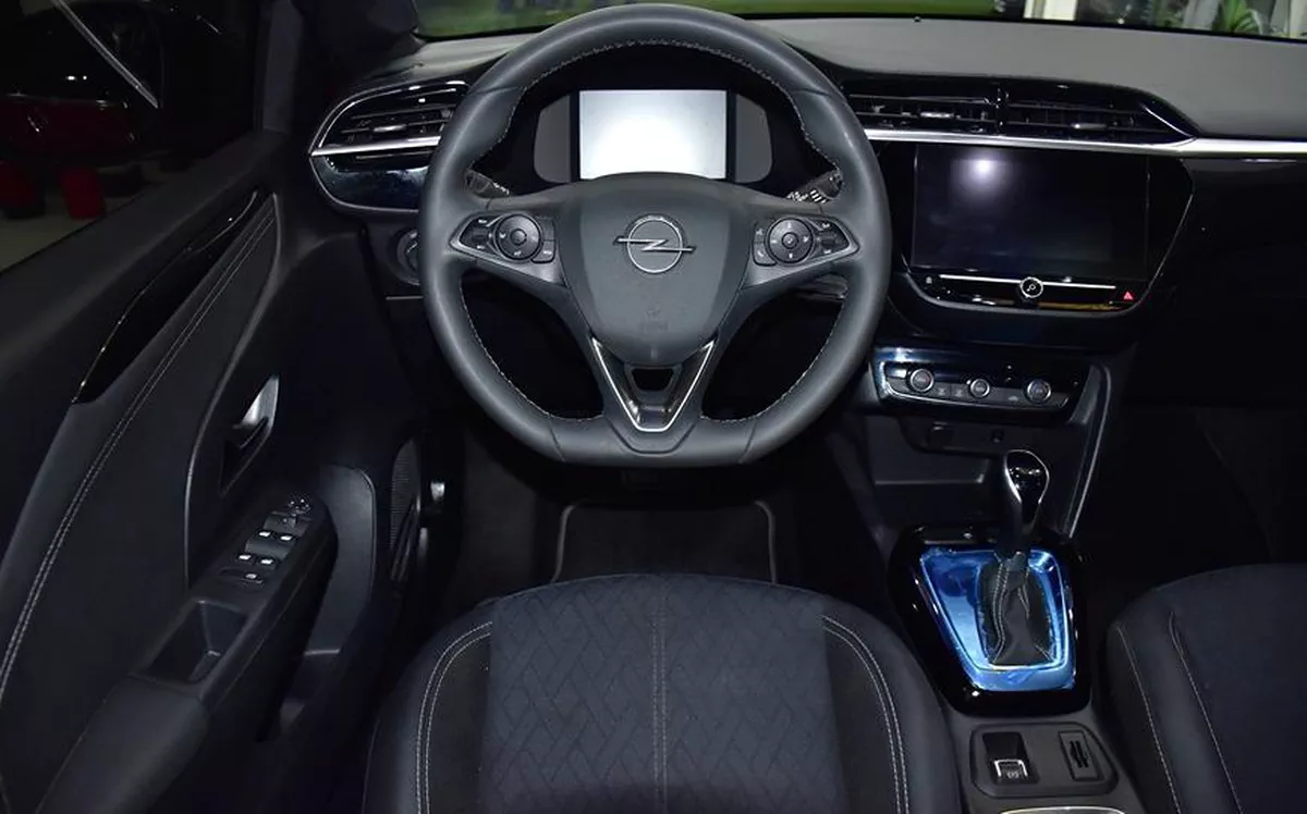 Opel Corsa 1.2L ( 2023 Model ) in Red Color GCC Specs-13-13