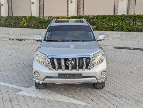TOYOTA PRADO 2016 VXR FULL OPTION V4 2.7L GCC IN EXCELLENT CONDITION