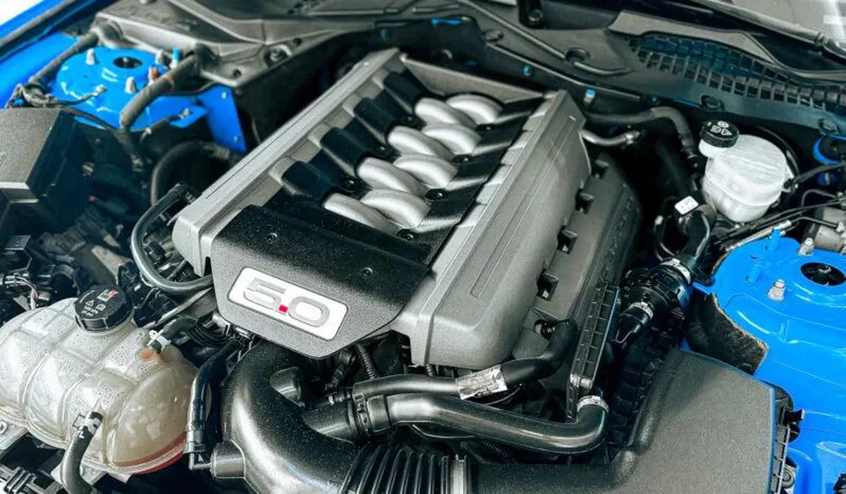 2017 Ford Mustang GT 5.0L V8 // EMI Starts from 2,900 AED-4-4