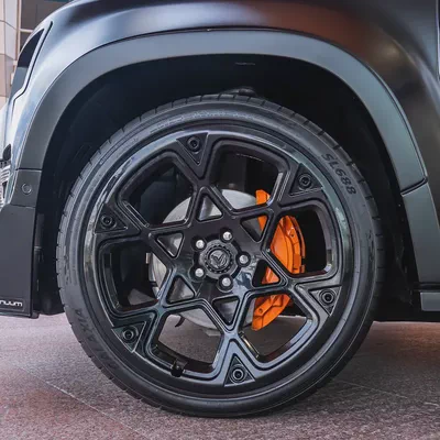 Land Rover Defender 110 HSE P400 2023 With Venuum Kit- European Specs-14