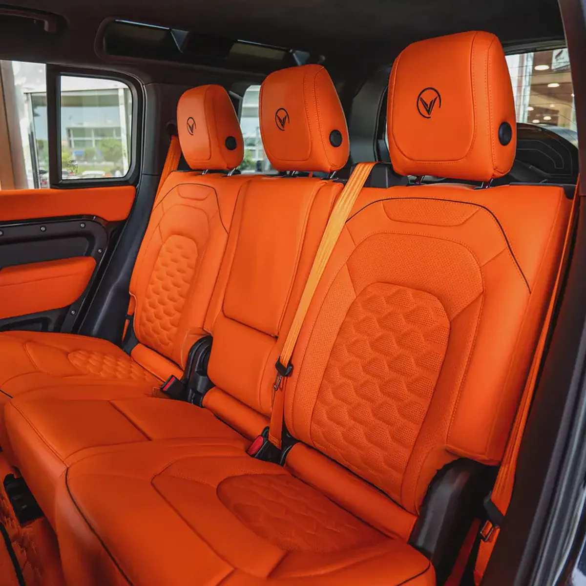 Land Rover Defender 110 HSE P400 2023 With Venuum Kit- European Specs-9-9