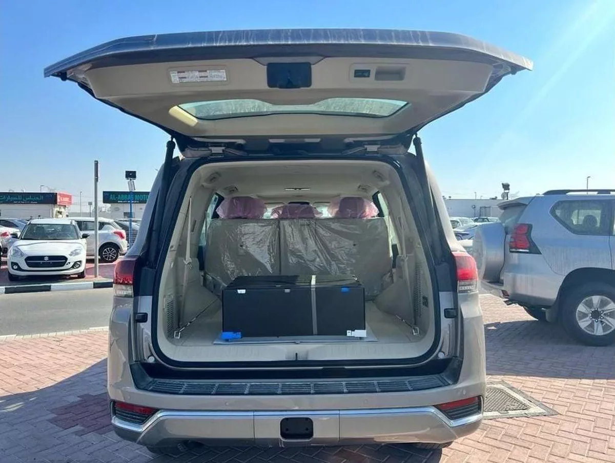 Toyota Land Cruiser VX-10-0
