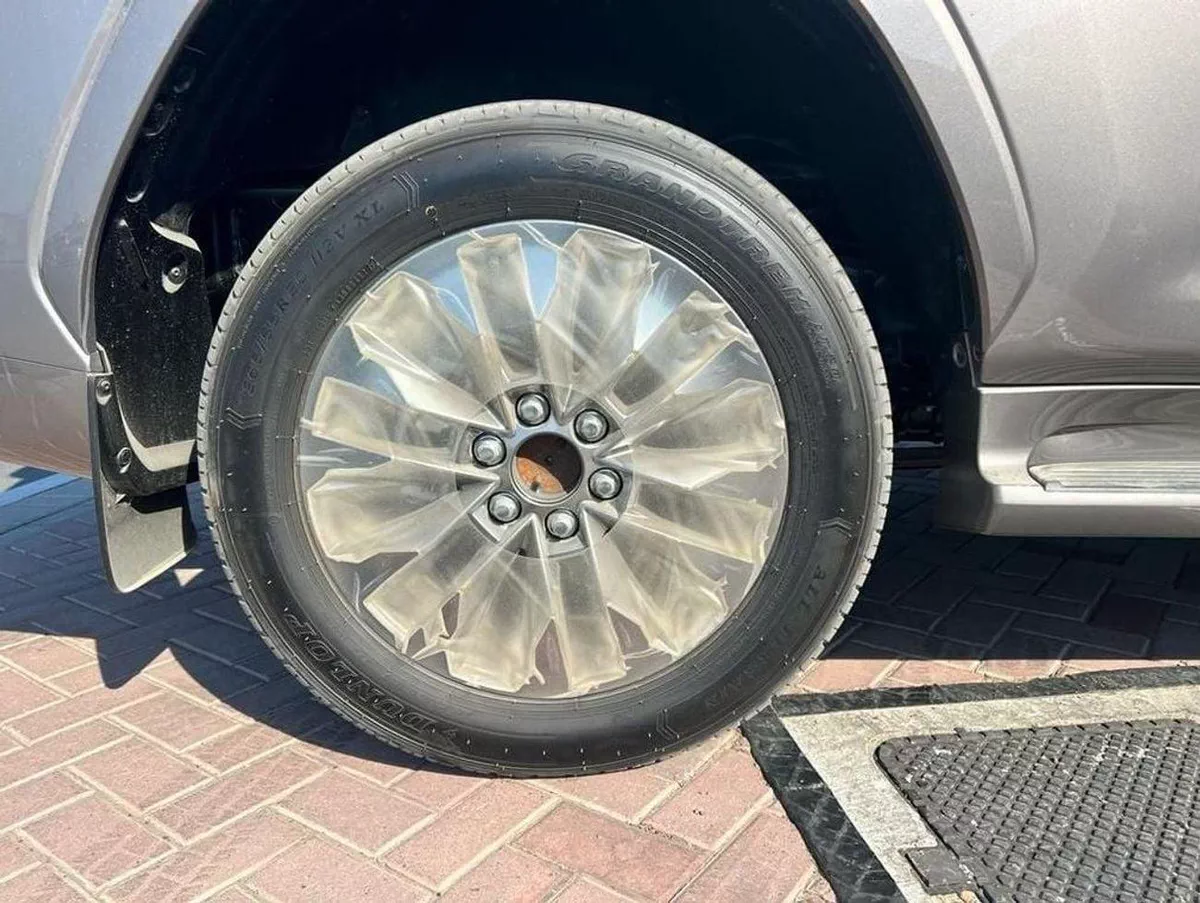 Toyota Land Cruiser VX-11-0