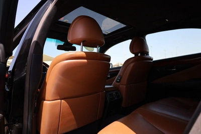 Used Lexus LS 460 4 door 4.6L SWB 2011-10