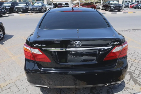 Used Lexus LS 460 4 door 4.6L SWB 2011