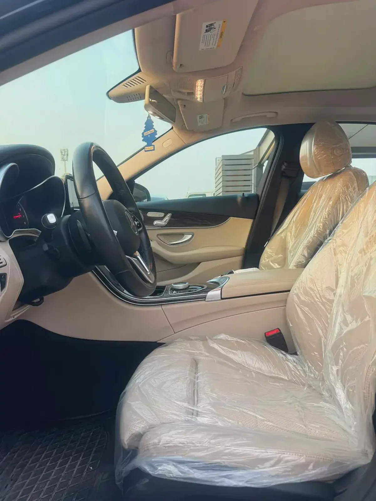 مرسيدس C300 مواصفات أمريكية فل اوبشن بحالة جيدة-9-9